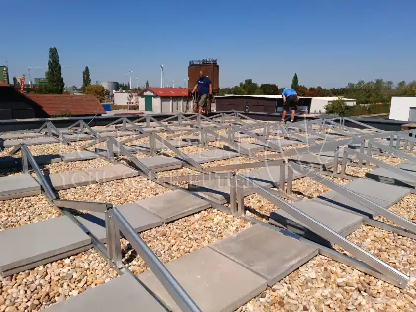 Kako namestiti balastni solarni sistem vzhod-zahod?